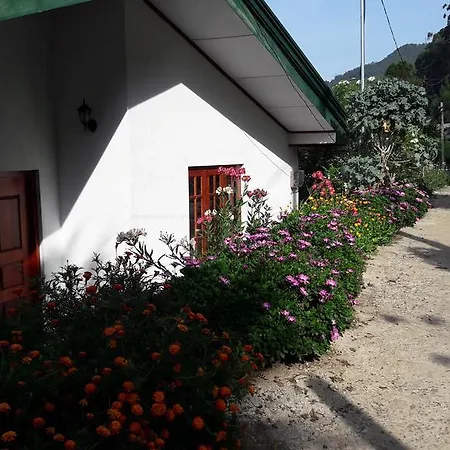 Bed & Breakfast B&B Nuwara Eliya 3*