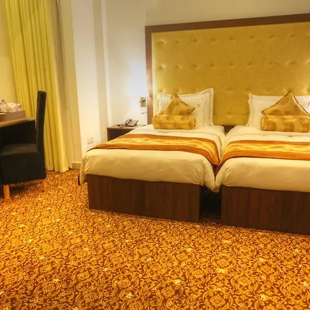 The Queensburry Hotel 4*