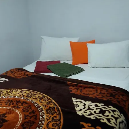 Bed & Breakfast B&B Nuwara Eliya 3*