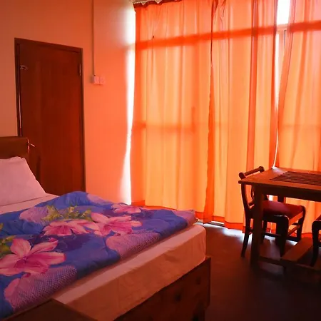 Rainfrorest Edge Guest house