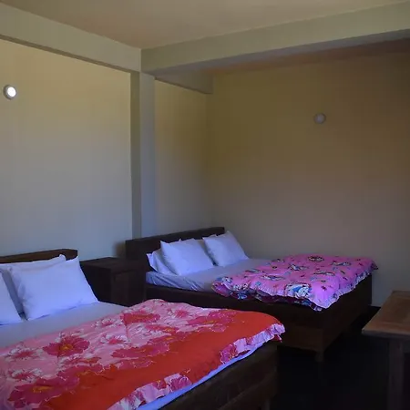 Rainfrorest Edge Guest house *