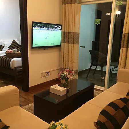 City Apartment *