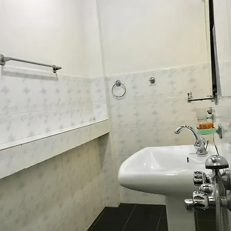 Felice Fort Bungalow Guest house Nuwara Eliya