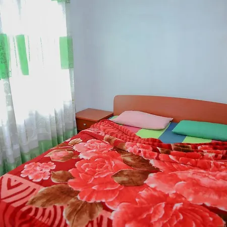 Homestay Red Star Hotel Nuwara Eliya