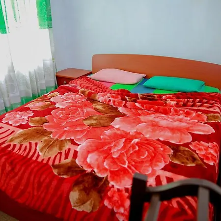 Homestay Red Star Hotel