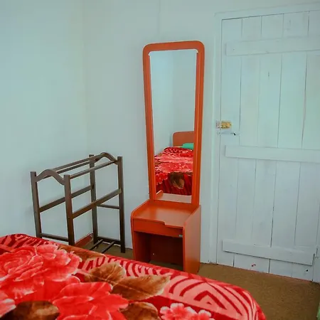 Red Star Hotel Homestay