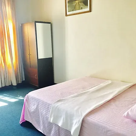 Felice Fort Bungalow