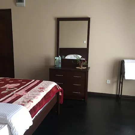 Perera * Nuwara Eliya