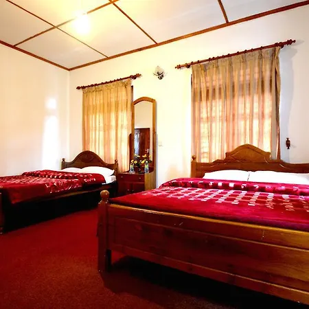 Royal Mount Hotel & Restaurant