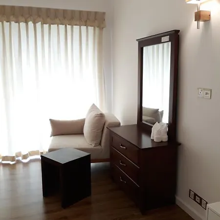 Andora 4*
