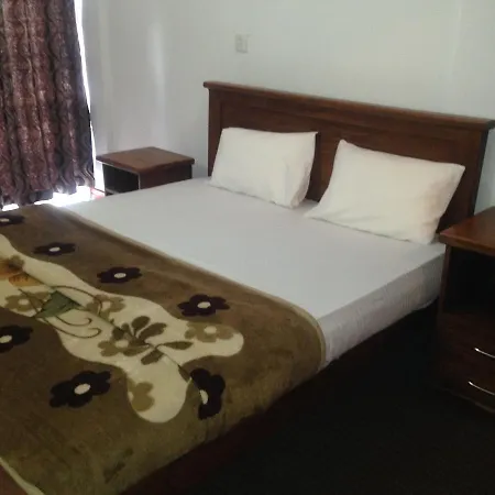 Coolborn * Nuwara Eliya