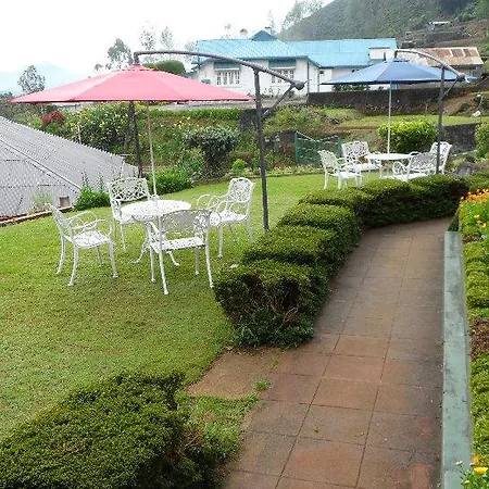 Tea Bush Hotel 3*