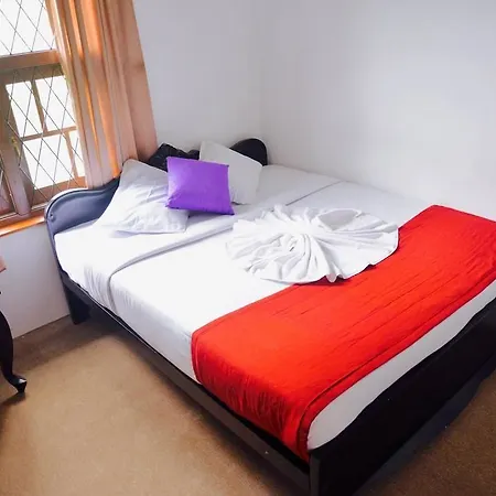 Guest house Champ 2*