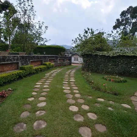 Homestay Royal Wattles *