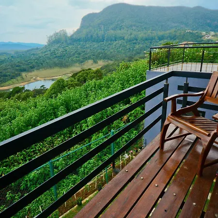 Mount Hotel 3*