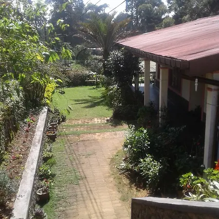 Cecilia Guest house
