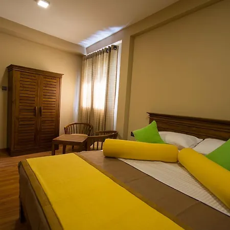 Hill Pride City 3* Nuwara Eliya