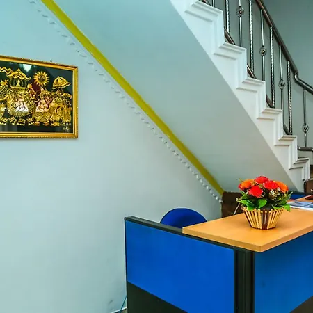 Homestay Red Star Hotel *