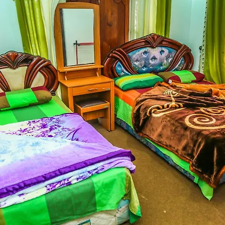 Red Star Hotel *