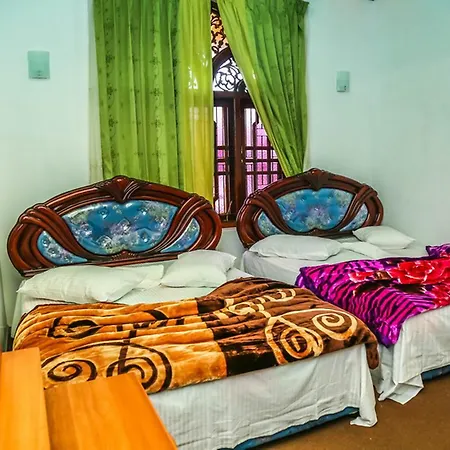Red Star Hotel Homestay