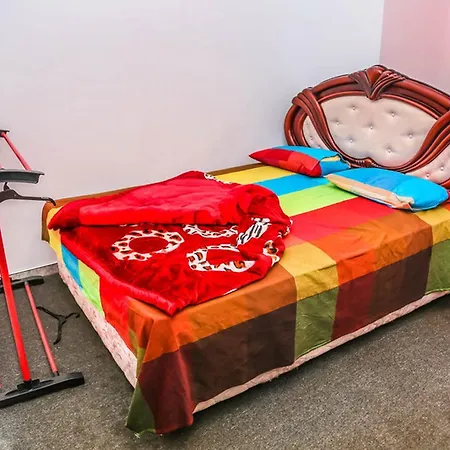 Homestay Red Star Hotel