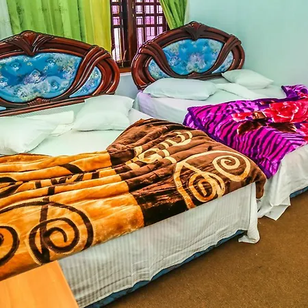 Homestay Red Star Hotel *
