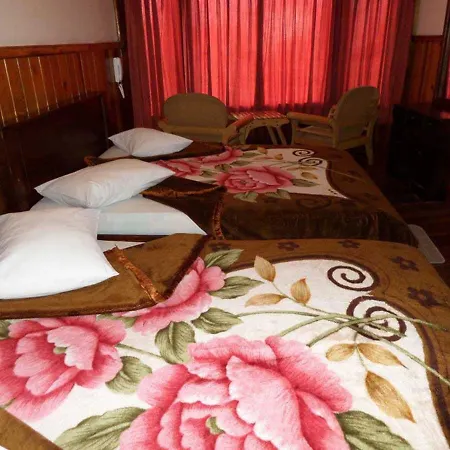 Vista Eden Hill Hotel