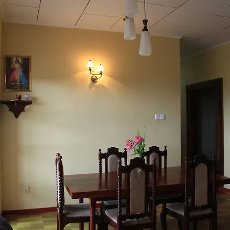 Hill View Bungalow * Nuwara Eliya