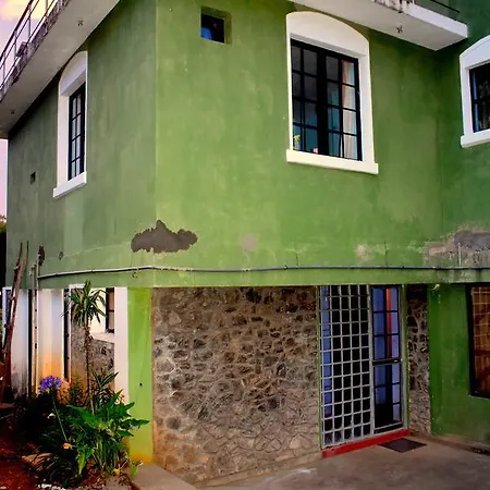 Hostel Winkfield *
