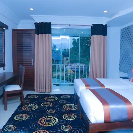 Hotel Galaxy Grand 3*
