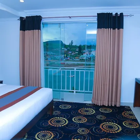 Galaxy Grand Hotel 3*