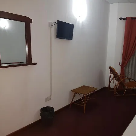 Hotel Rose Garden 2* Nuwara Eliya
