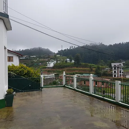Hotel Rose Garden