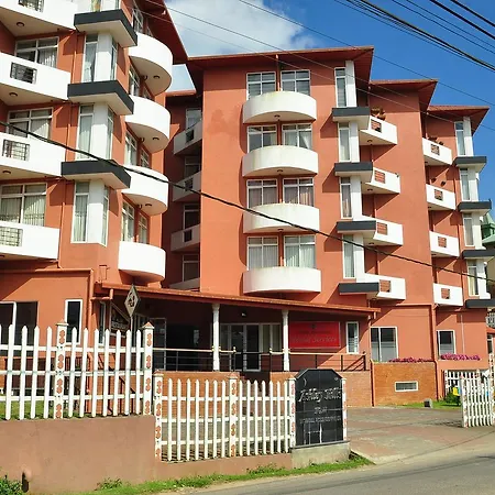 Coolborn Apartment