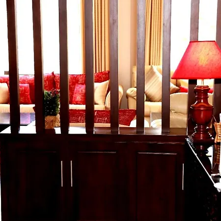 Villa Glory Bush Boutique