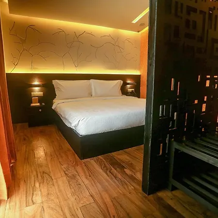 Hotel Horton Towers And
