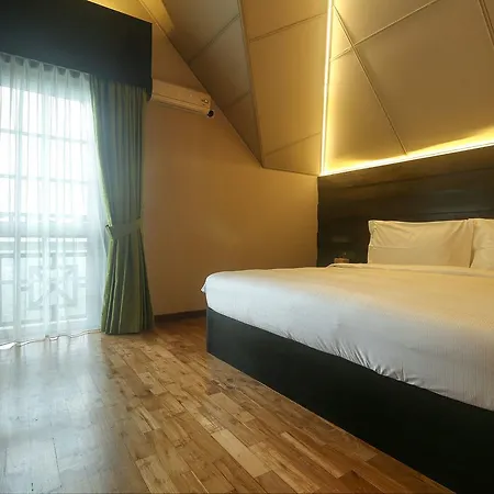 Horton Towers And 4*