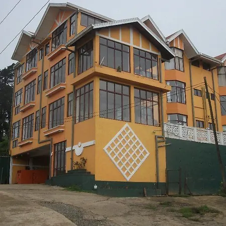 Leisure Village Nuwaraeliya 3*