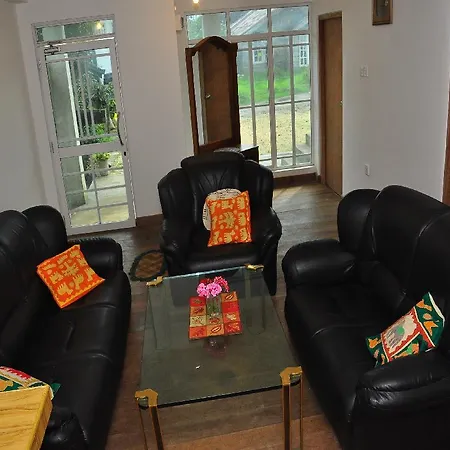 Moonplains Hemaya Bungalow Hotel *