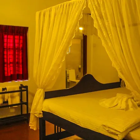 Hotel Stone 2*