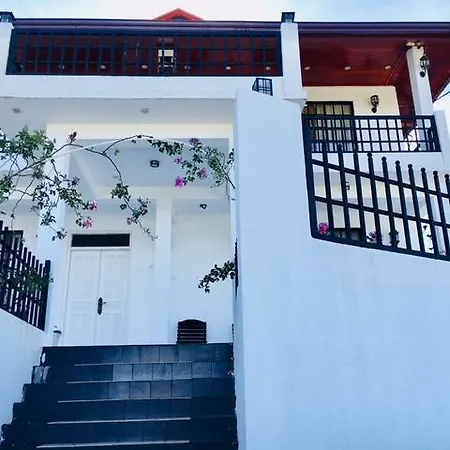 Treatooo White Palace 3* Nuwara Eliya
