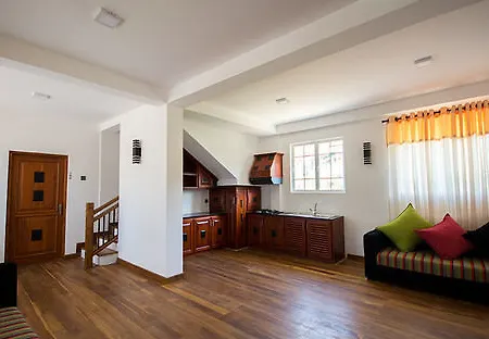 Hotel Hill Pride City 3*