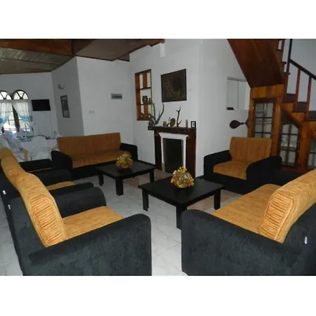 Hotel Eeescart Nuwaraeliya 3*