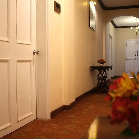 Guest house Jetwing Oatlands 4*