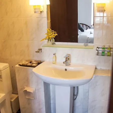 Sanctuary Hills Resort