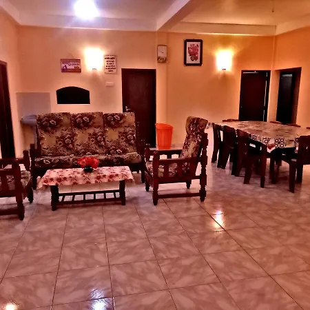 Guest house Dayananthan Rest