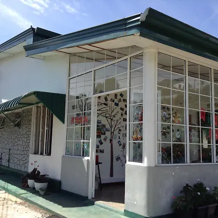 Mountain Stream Courtyard Homestay