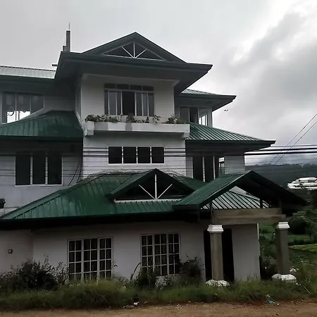 Homestay Golden Wings *
