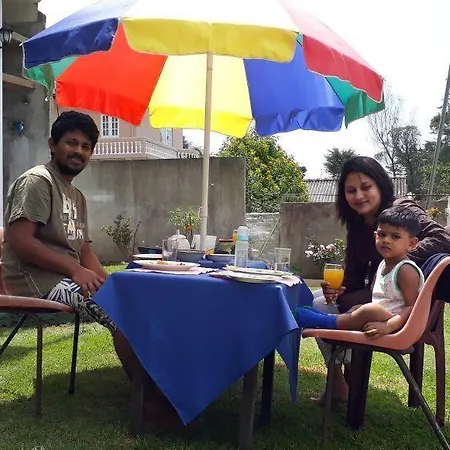 The Hill Castle Guest house Nuwara Eliya