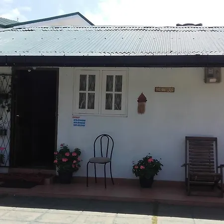Holiday Bungalow * Nuwara Eliya